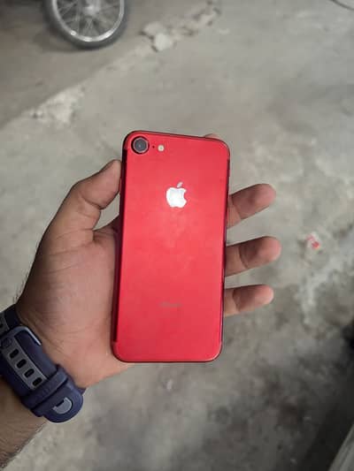 Apple iPhone 7