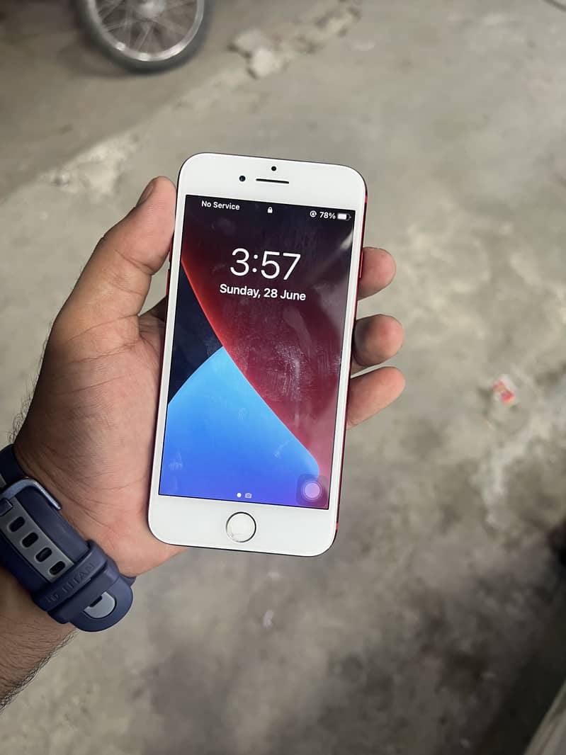Apple iPhone 7 1
