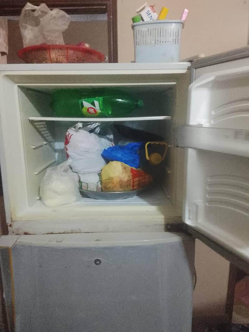 Refrigerator 1