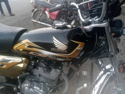 Honda 125 gold editions    03007278550