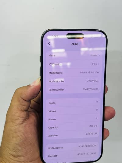Apple iPhone 16 Pro Max