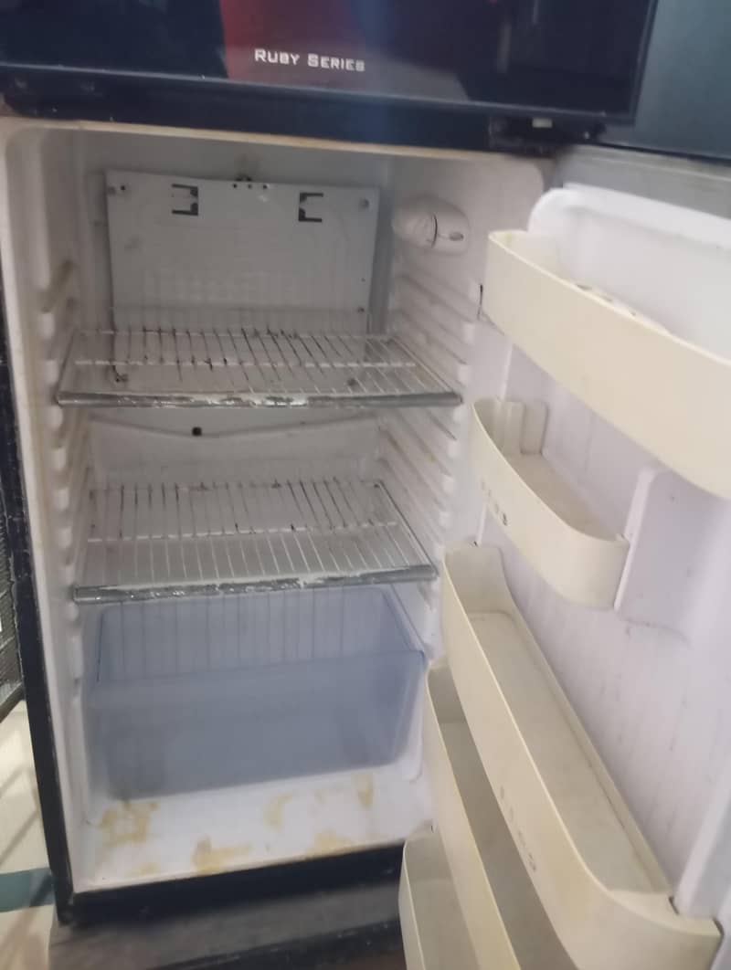 Orient Ruby Series Refrigerator 4