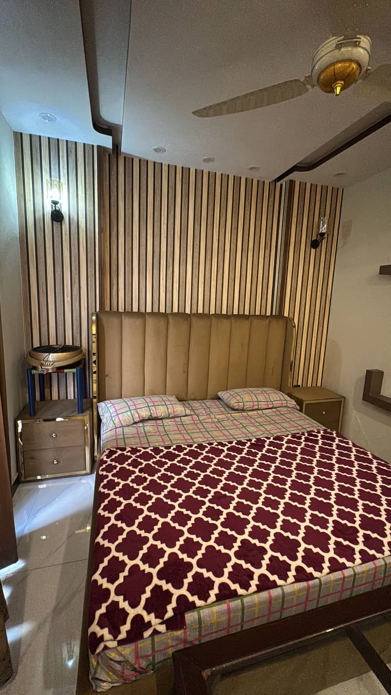 Master Bed 1