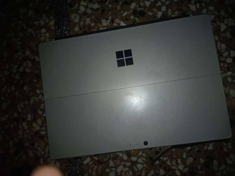 Microsoft surface 0