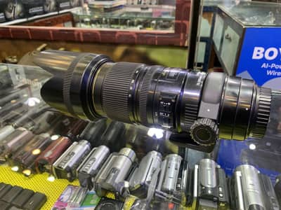 Dslr camera lens 70/200. mm sigma f2.8 canon mond 45000/= final