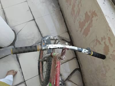 achi ha cycle apne use me rakhi thi