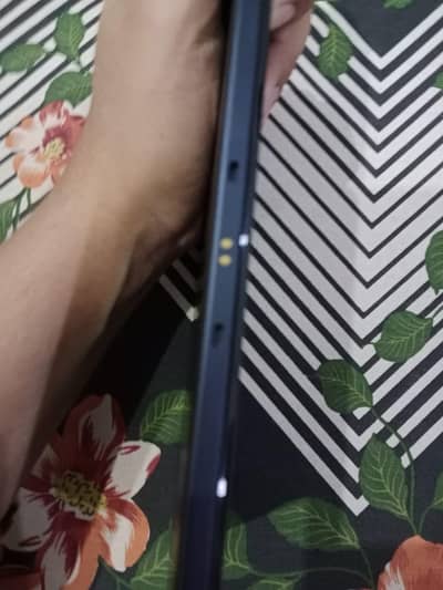 lenovo docomo d-42a gaming tab