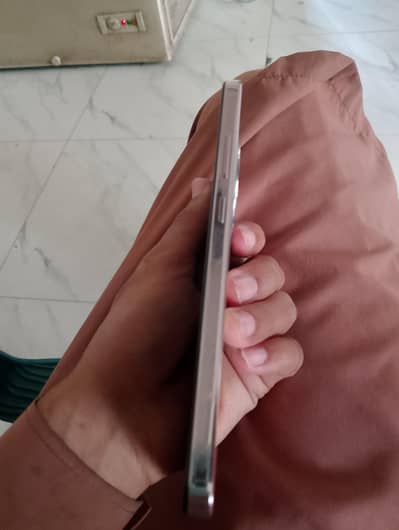 OPPO Reno12 F