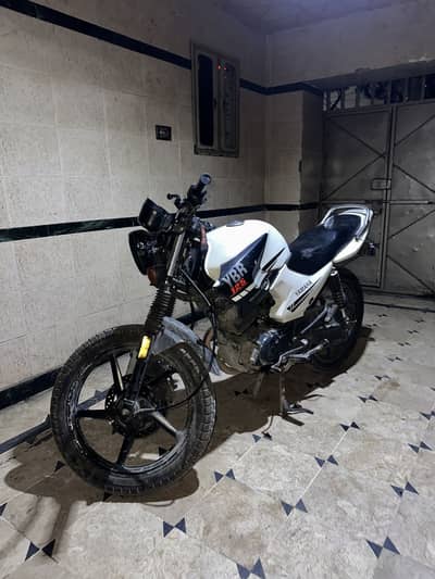 Yamaha ybr 125 g