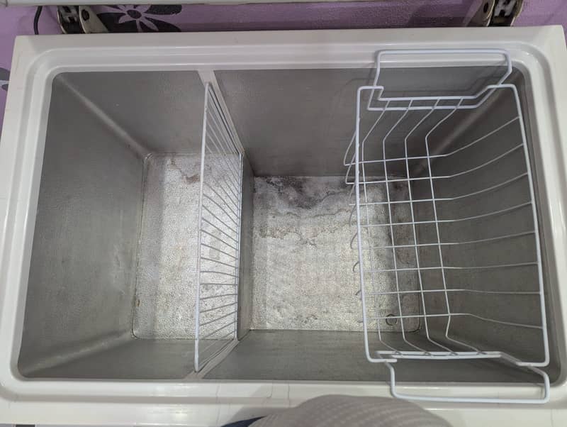 Waves deep freezer 5