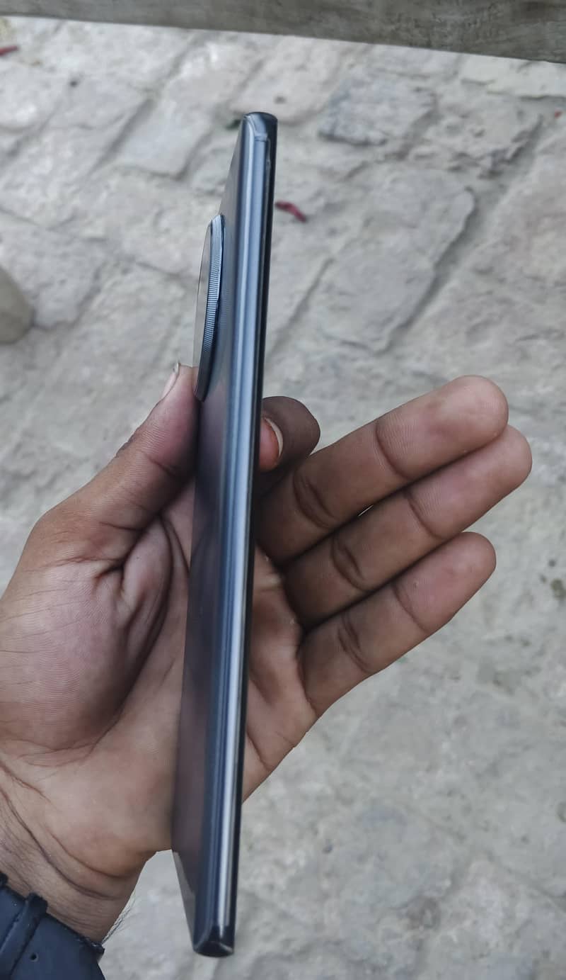 Camon 30s 3
