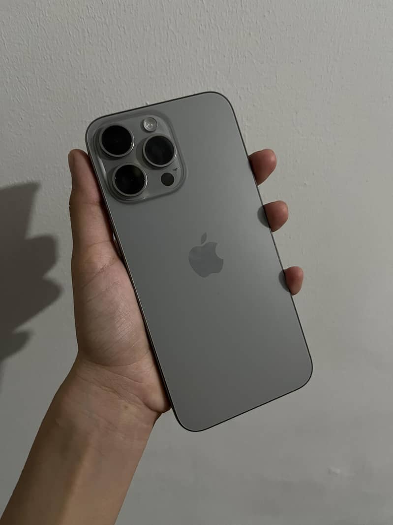 iphone 15 Pro max 2