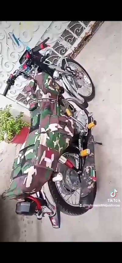 Golden edition self start 5 gear neat and claen
