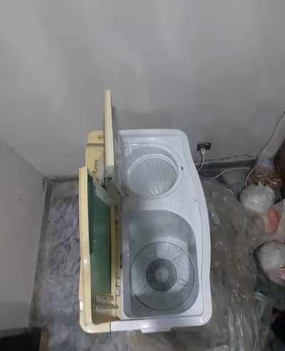 Kenwood Washing Machine.