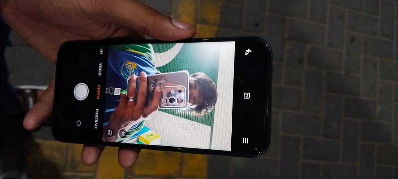 OPPO A6 6
