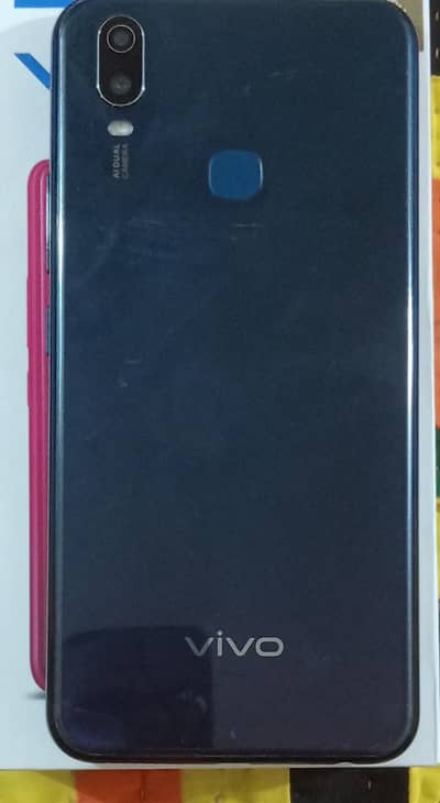 Vivo y11