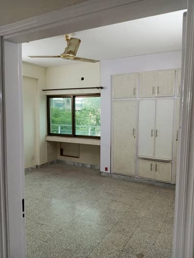 G-11/4 PHA C-Type 2nd Floor Apartment Flat For Sale