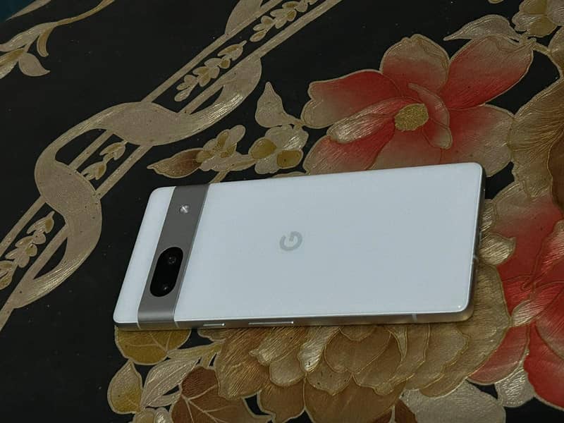 Google Pixel 7a 2