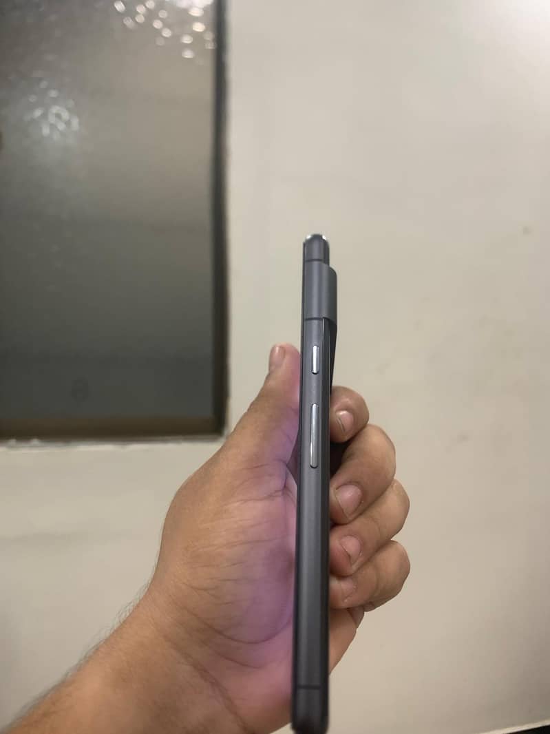 Google Pixel 7 5
