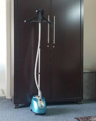 Gently used garment steamer - like new! Used only a few times.