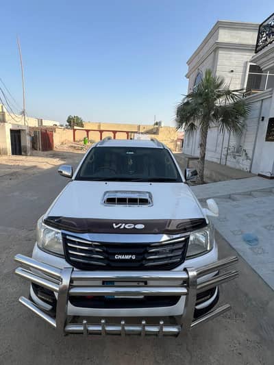 Toyota Hilux Invincible 2016