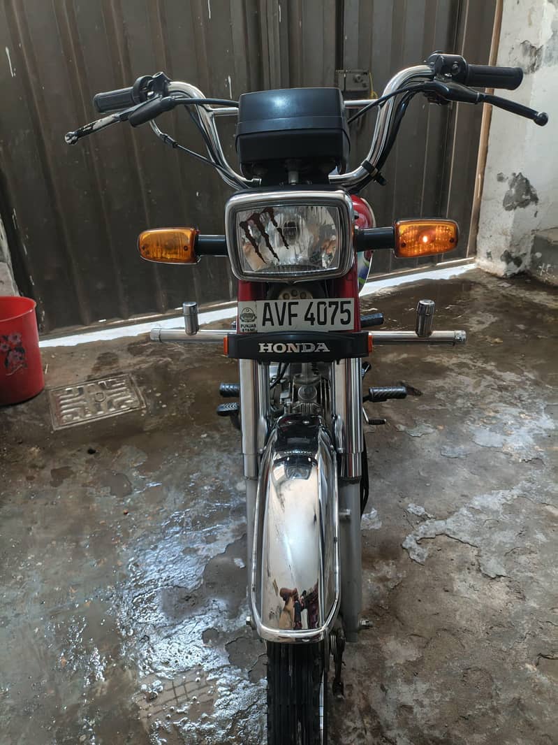 CD 70 2024 MODEL 3