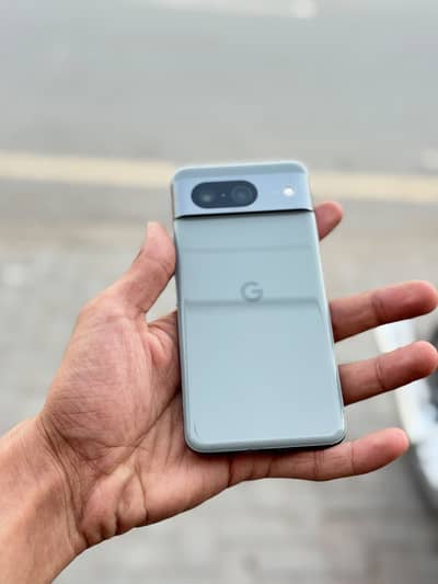 Google Pixel 8