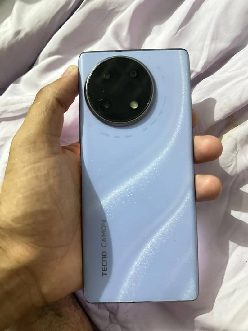 Tecno CAMON 30S 1