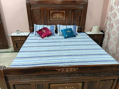 bed set available uesd for 3 month