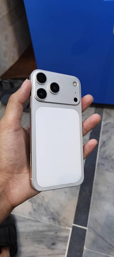 Apple iPhone XR