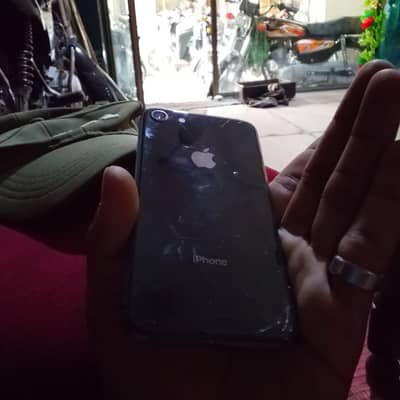 Apple iPhone 8