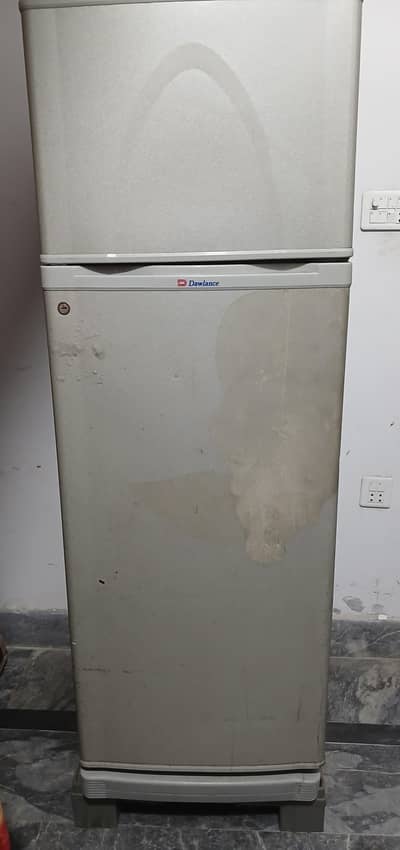 DAWLANCE REFRIGERATOR