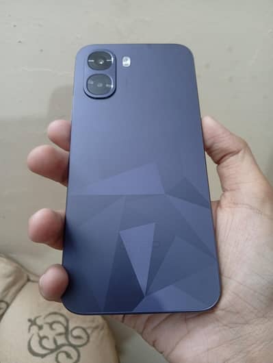 OPPO A6k with box open box bas protector galat laga ha  baki sabjanwan