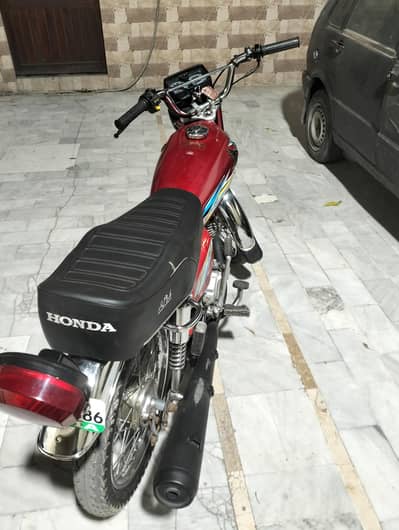 Honda 125 17b 18