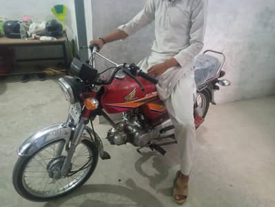 Cd 70 for sale 2011 model urgent sale