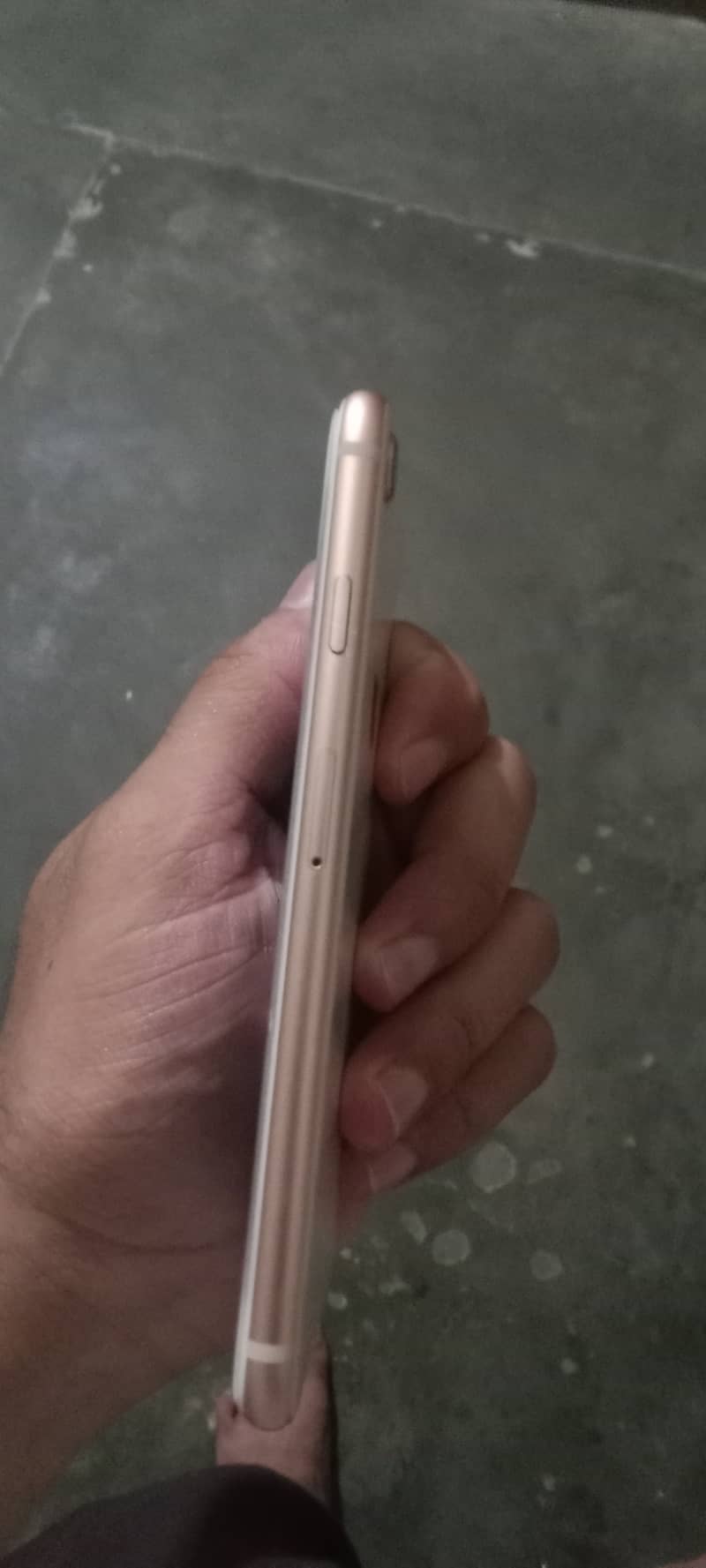 Apple iPhone 8 2