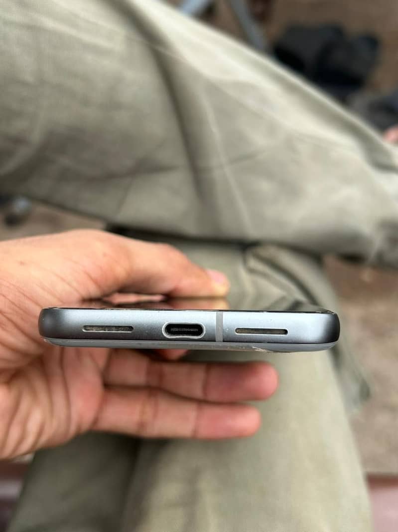 Google Pixel 8 1