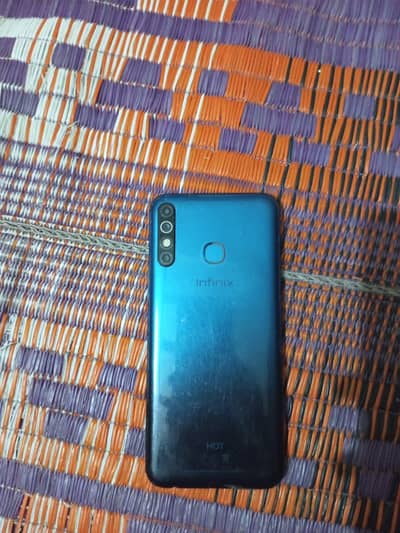 Infinix Hot 8