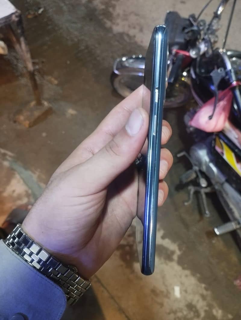 One Plus 9 4