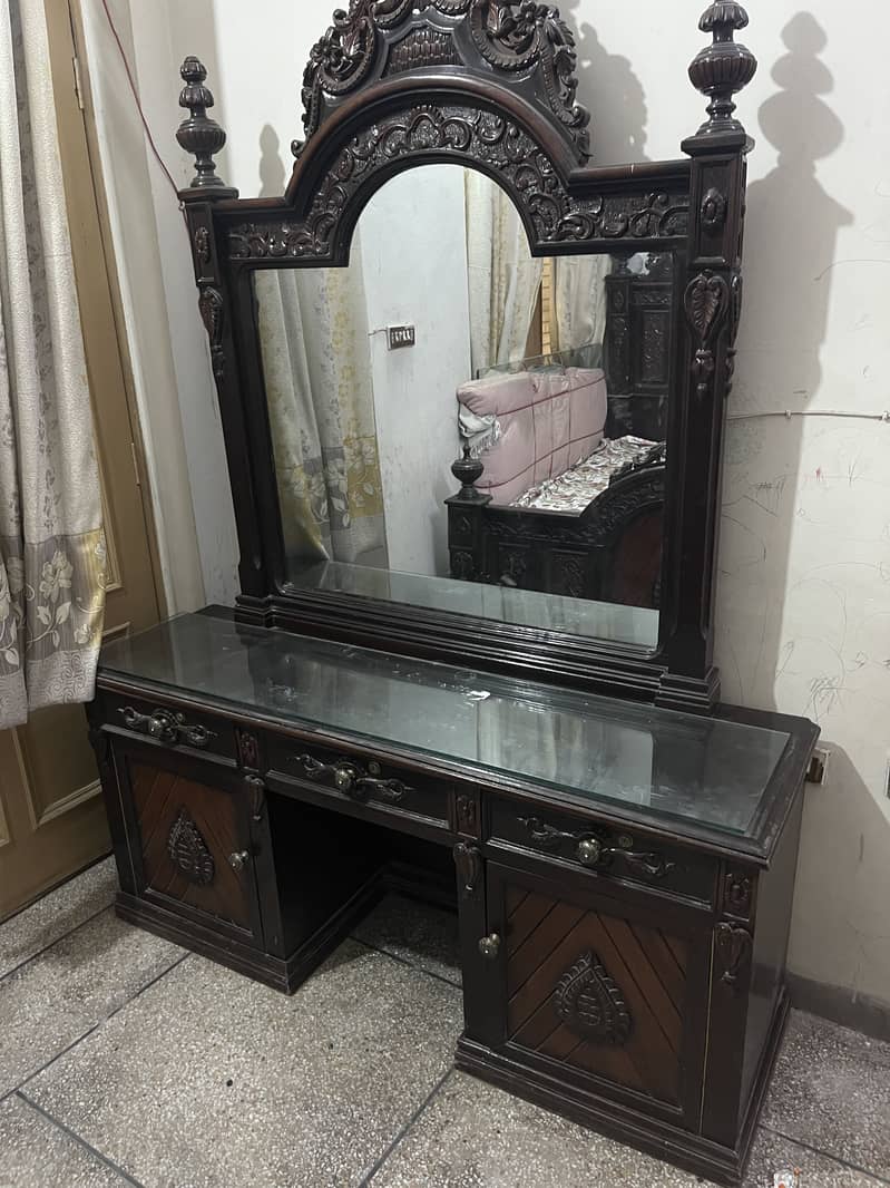 Complete Bed Set — Chinioti Bed set with side tables & dressing Table 3