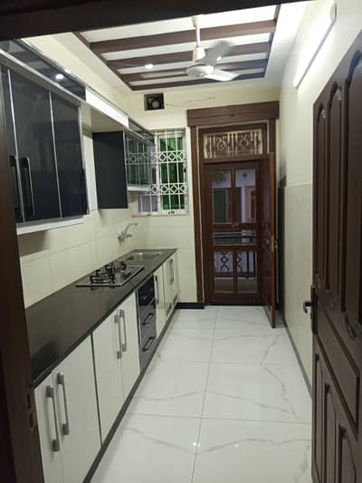 G-10/3 size 30x70 Full house 4bed 5bath 2dring 2tvl 2kitchen