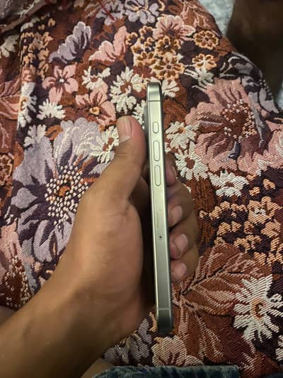 Apple iPhone 15 Pro