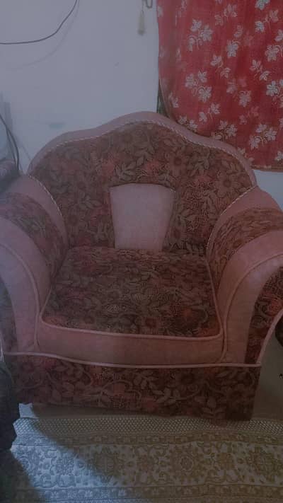 sell a 5 seater sofa with good condition very low price