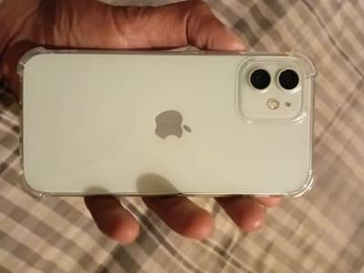 Apple iPhone 12