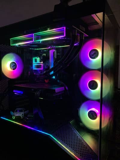 New Gaming PC available with keyboard and mouse 10/10 condition