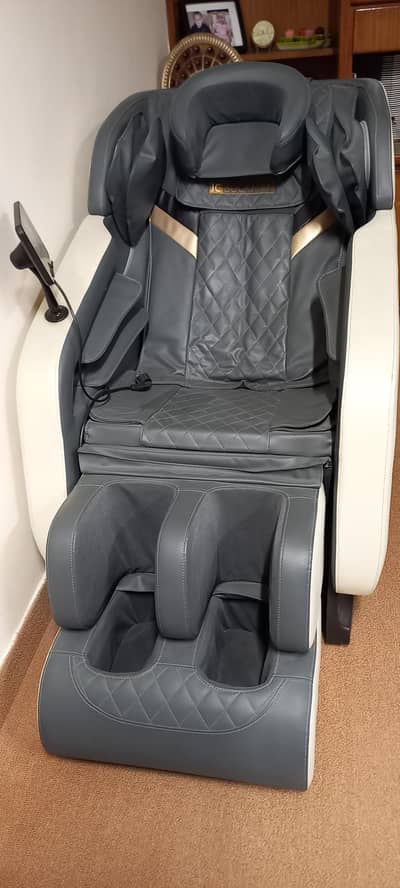 10/10 Massager Chair for Sale