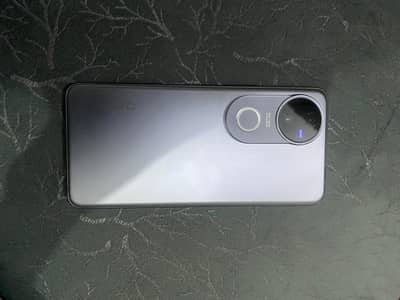 Vivo Y50