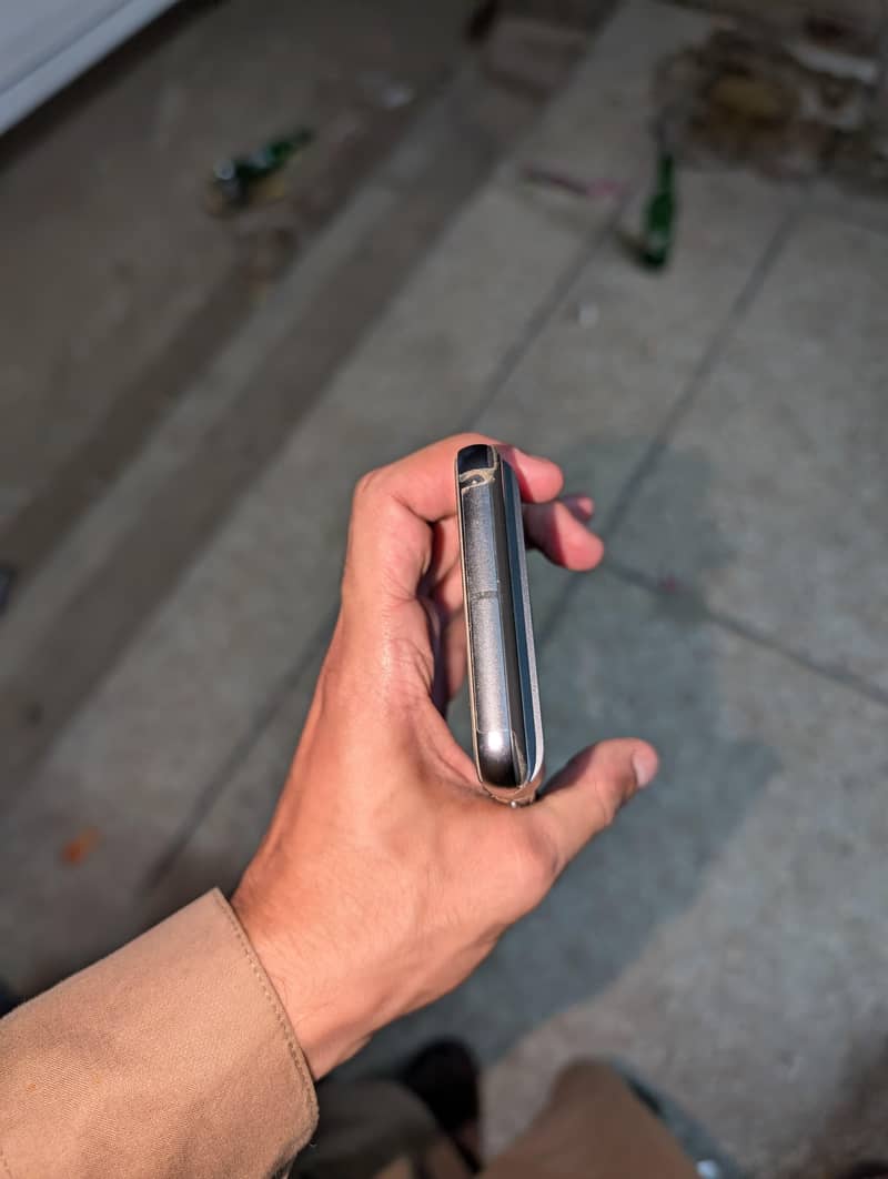 Google Pixel 8 3