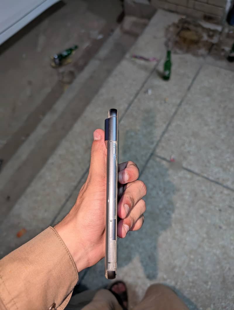 Google Pixel 8 5