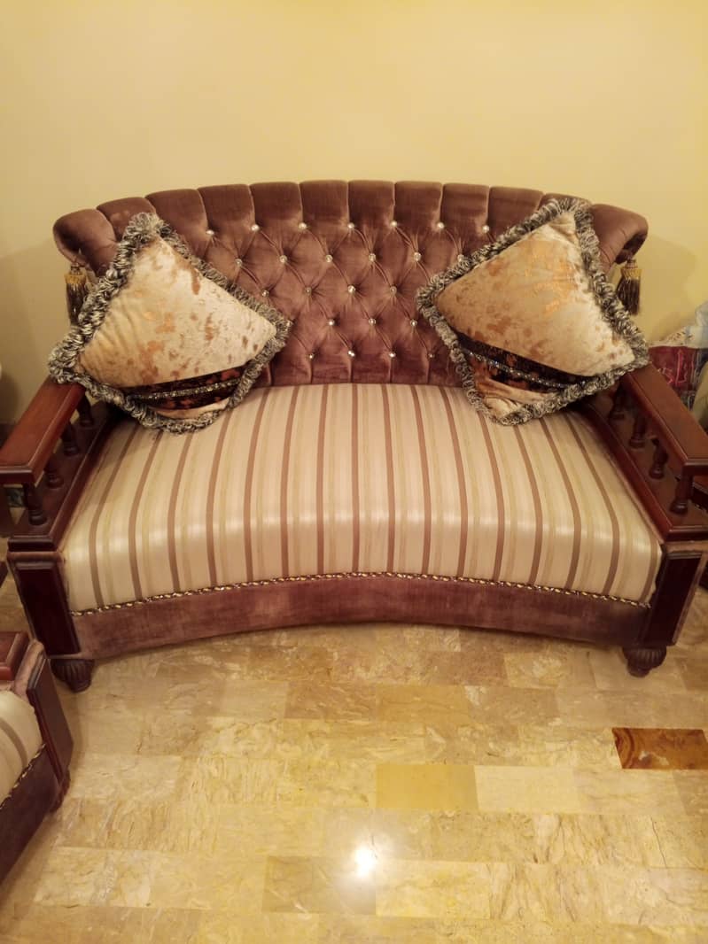 Fancy Sofa Set 4